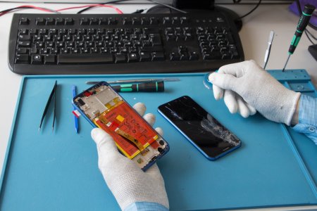 Бывает ли ремонт телефонов недорого?